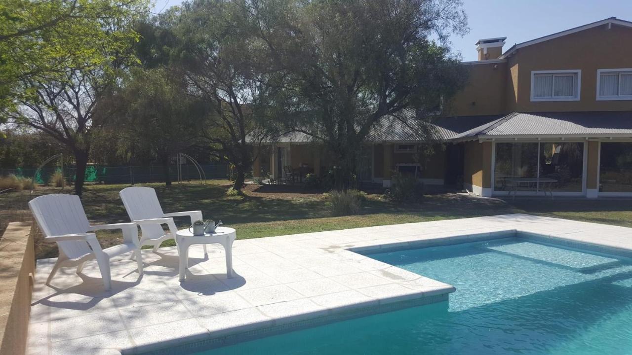 Casa 6 A Malibu 3Km Del Aeropuerto Podes Dejar Tu Auto Villa Allende Exterior foto